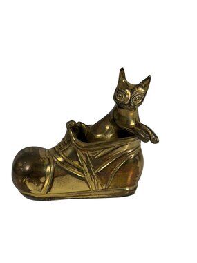 Vintage Brass Baby Shoe with Kitten Figurine Puss In Boots Cat Lover's Gift